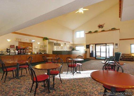 Quality Inn & Suites Lebanon I-65 Ресторант снимка
