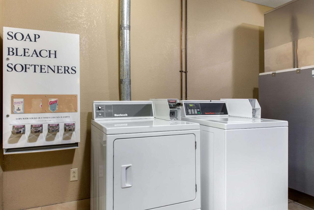 Quality Inn & Suites Lebanon I-65 Екстериор снимка