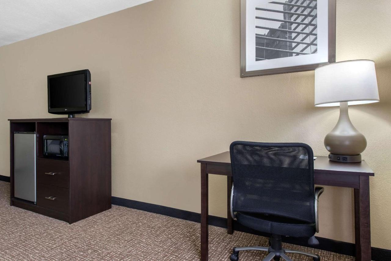 Quality Inn & Suites Lebanon I-65 Екстериор снимка